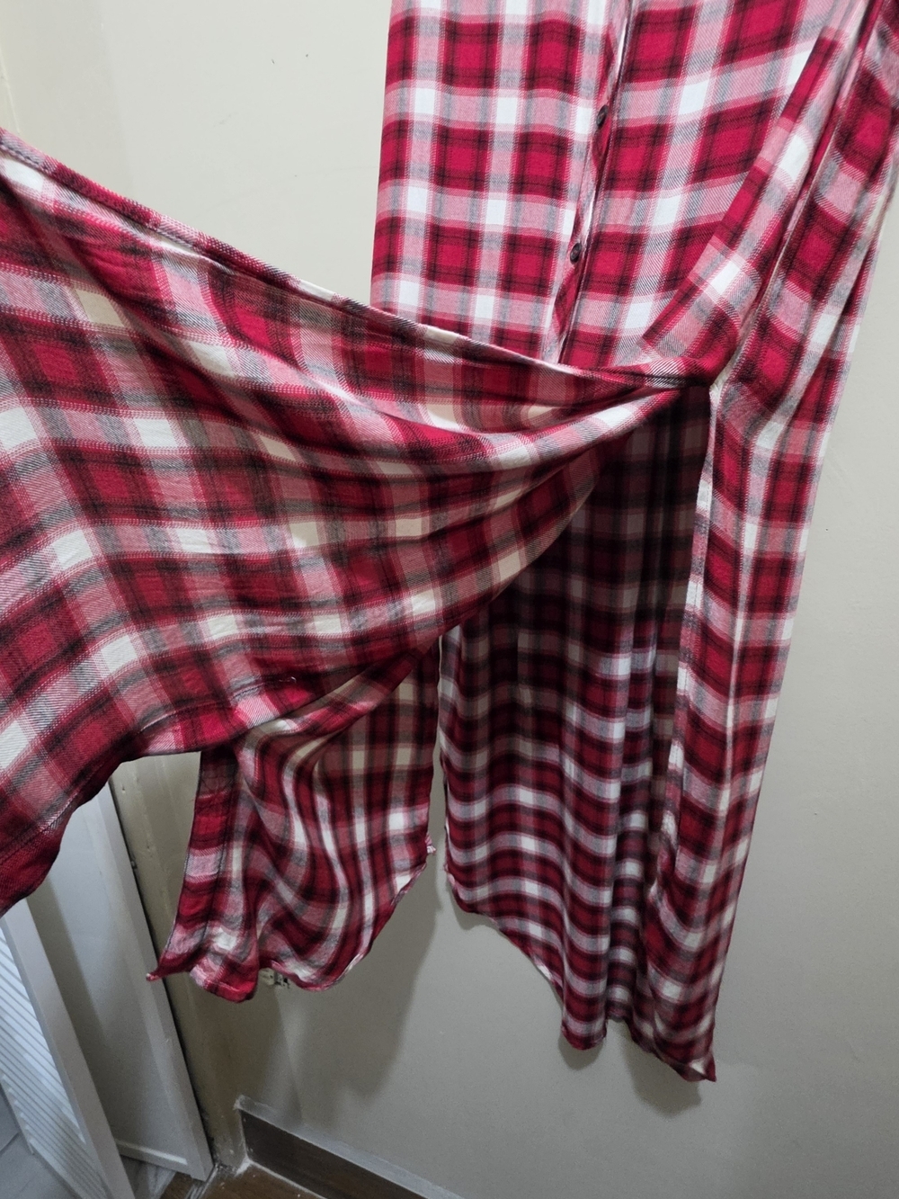 XXI Womens M Red Plaid Sleeveless Button Front Shirt Dress Slits Side Rayon - Picture 7 of 12